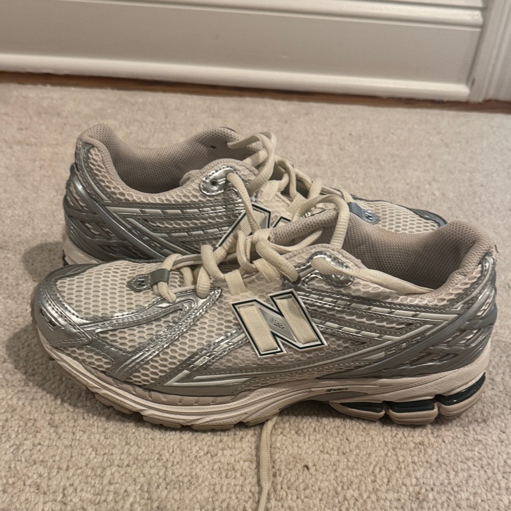 New Balance Athletic Shoes in Silver and Cream